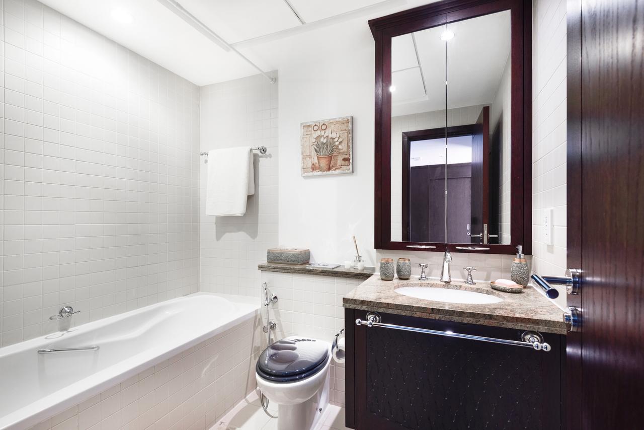 One Bedroom Apartment Dubai Fountain & Old Town View By Auberge المظهر الخارجي الصورة